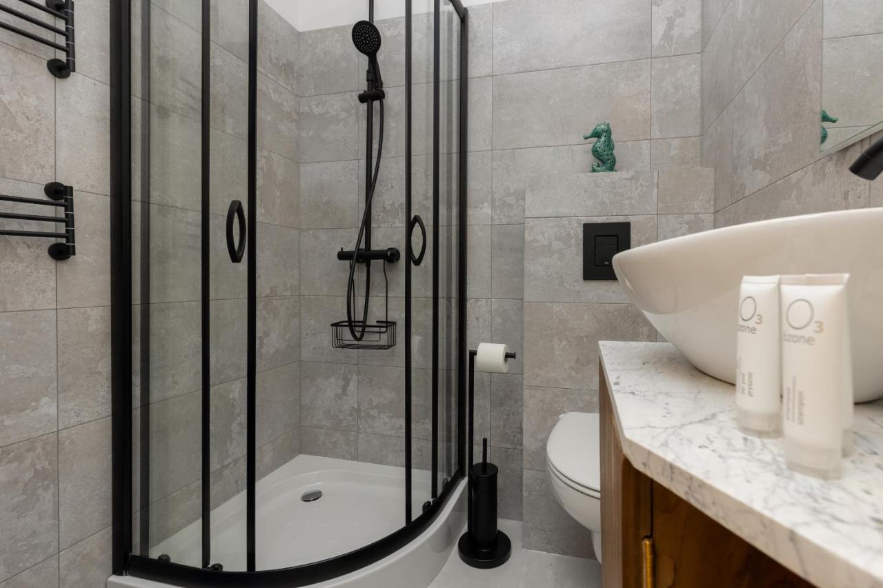 Tasteful Apartment In Warsaw City Center By Noclegi Renters Luaran gambar
